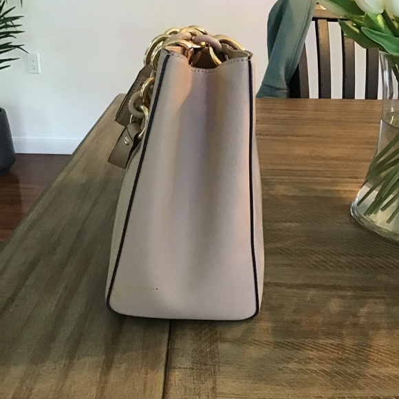 Michael Kors purse - Picture 5 of 7